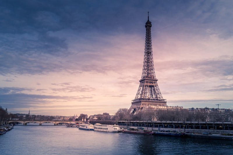 France skyline